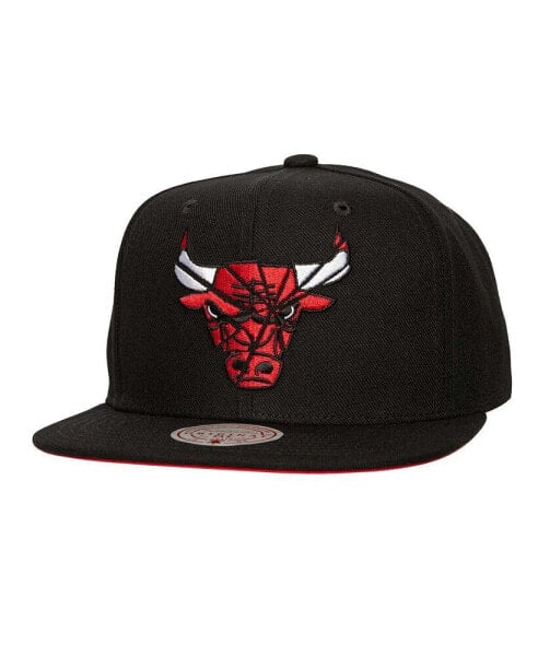 Men's Black Chicago Bulls Shattered Snapback Hat