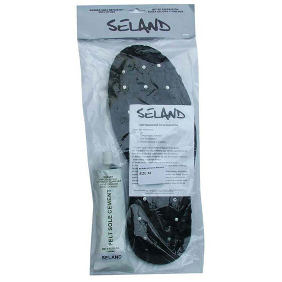SELAND Wide Rubber Outsole With Studs