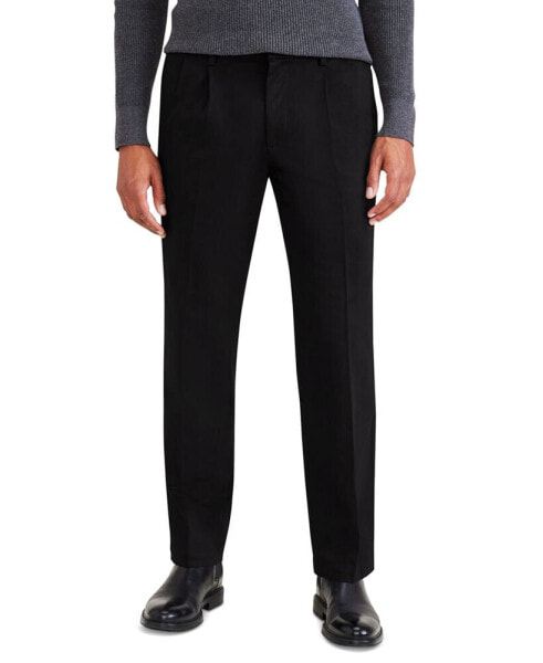 Men's Signature Classic Fit Pleated Iron Free Pants with Stain Defender