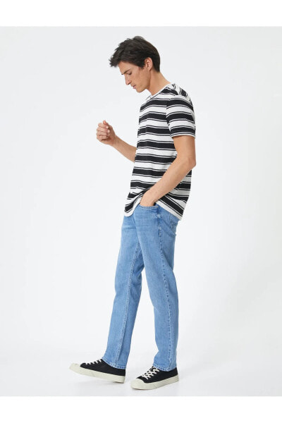 Джинсы Koton - модель Brad Slim Fit Jean