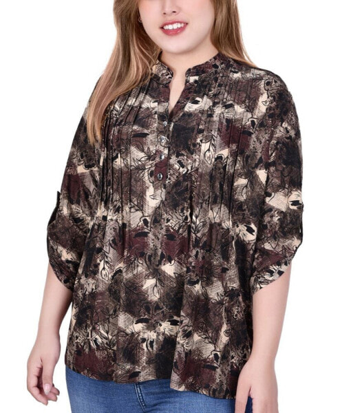 Plus Size 3/4 Roll Tab Sleeve Y-Neck Top