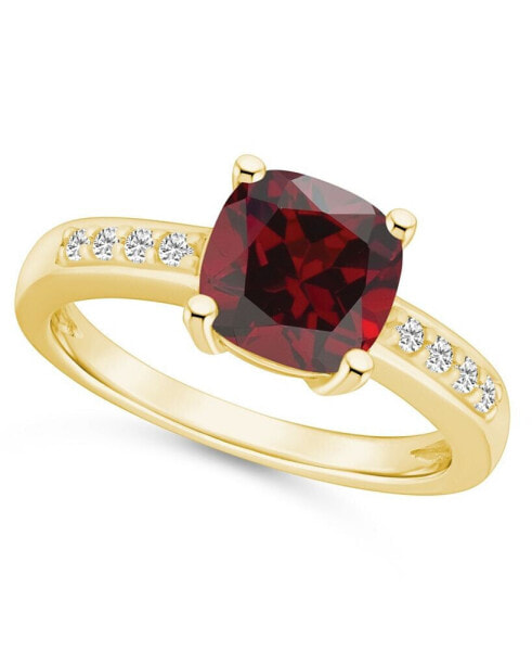 Garnet and Diamond Ring (2-3/4 ct.t.w and 1/8 ct.t.w) 14K Yellow Gold