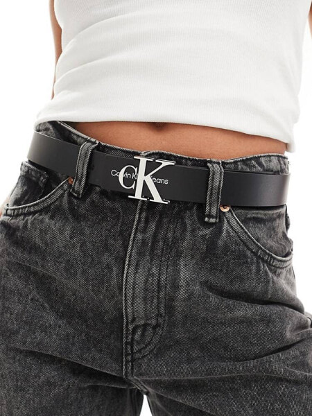 Calvin Klein Jeans monogram hardware belt in black