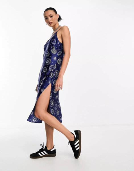 Daisy Street thigh split cami slip dress in blue mix print