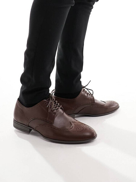 Лоферы мужские New Look – Одноцветные ботинки в темно-коричневом цвете