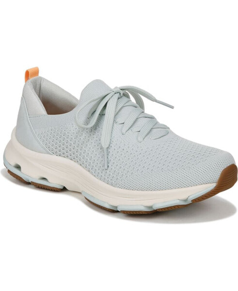 Women's Devotion Fuse Walking Shoes