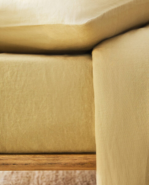 Linen fitted sheet