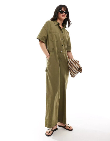 ASOS DESIGN – Overall in khaki Leinenoptik mit Kontrastnaht