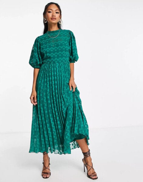 ASOS DESIGN – Hochgeschlossenes, plissiertes Midikleid mit Zickzackmuster und Puffärmeln in Waldgrün