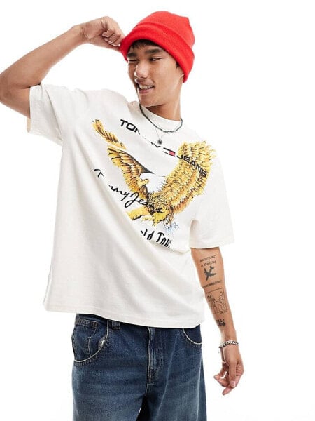 Tommy Jeans vintage eagle t-shirt in white