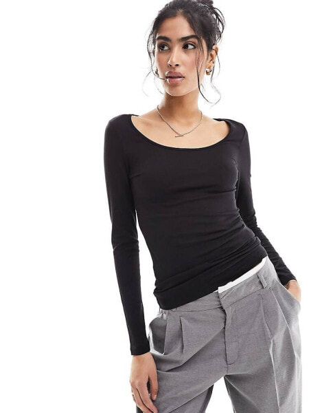 Vero Moda soft scoop neck long sleeve top in black