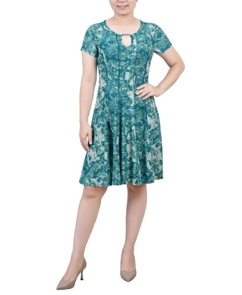 Women's Short Sleeve Jacquard Knit Seamed Dress