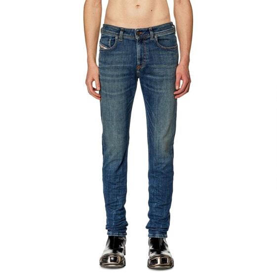 DIESEL A03594-09H67 1979 Sleenker Jeans