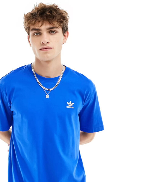 adidas Originals essentials t-shirt in blue