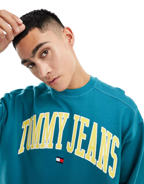 Tommy Jeans unisex boxy pop varsity crew neck sweatshirt in teal - MGREEN