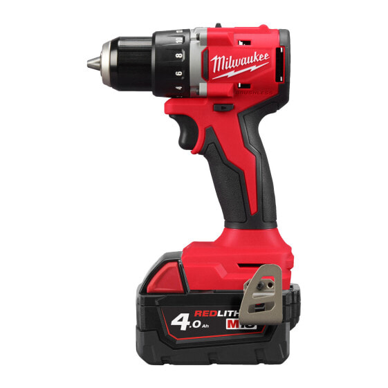 Milwaukee M18 Akku-Bohrschrauber M18 BLDDRC-402C, 2x 4,0 Ah und Ladegerät in HD-Box