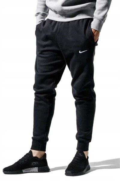 Спортивные брюки Nike Sportswear Fleece Jogger Taper Leg черного цвета