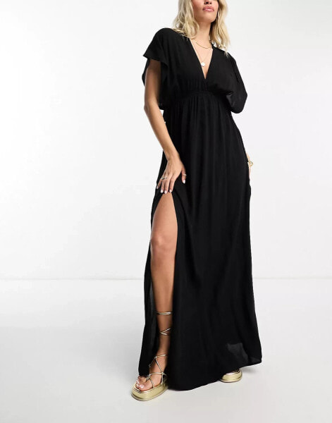 ASOS DESIGN – Langes Strandkleid für die größere Brust in Schwarz mit Flatterärmeln und Kordelzug an der Taille