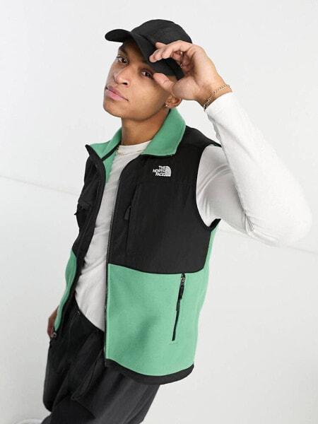 The North Face Denali Polartec fleece gilet in green and black