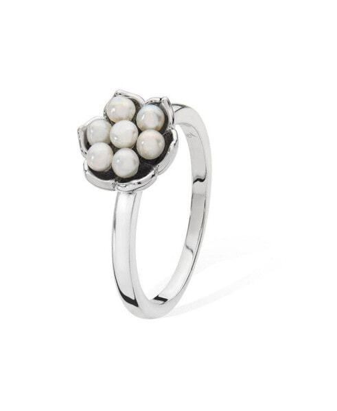 Royal Pearl Flower Ring Size T