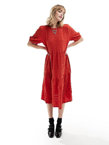 Monki tiered textured midi smock dress in red 