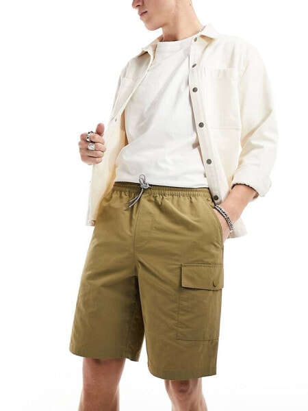 Farah mayhew technical cargo shorts in beige