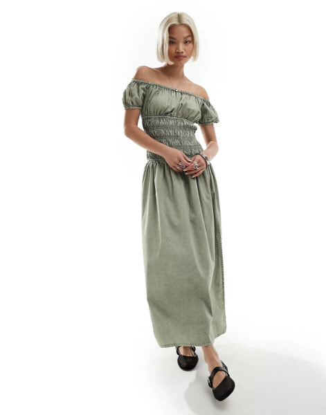 Reclaimed Vintage – Maxikleid mit geraffter Taille in verwaschenem Khaki