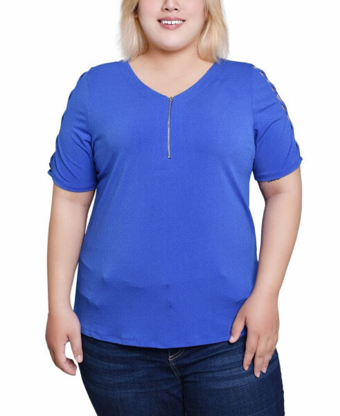 Plus Size Short Sleeve Quarter Zip Top