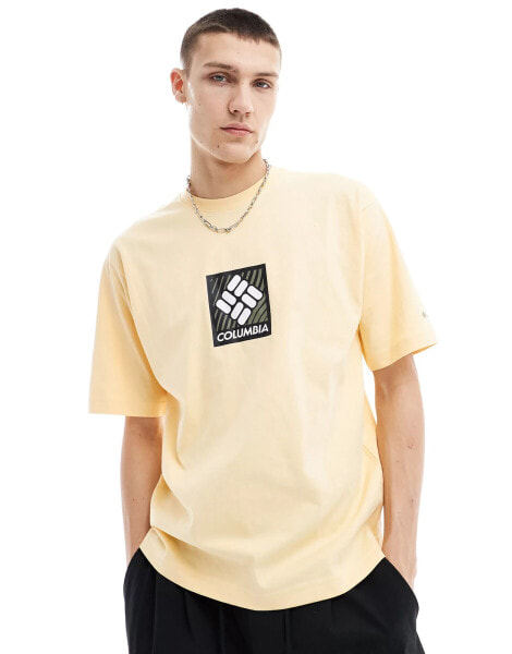 Columbia Reventure box logo t-shirt in yellow