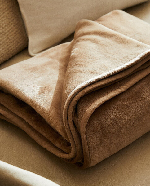 Plain fleece throw