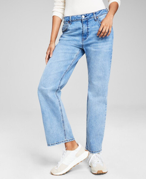 Women's Baggy-Fit Jeans