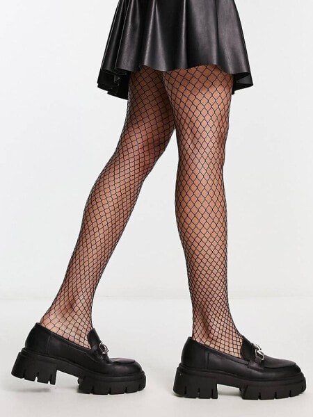 Pretty Polly fishnet tights in black