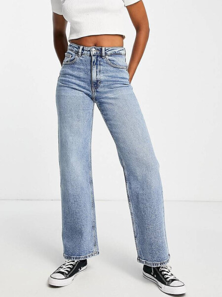 Only Juicy low waist wide leg jean in mid blue wash 