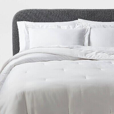 3pc King Luxe Embroidered Border Duvet Cover and Sham Set White/Light Gray -