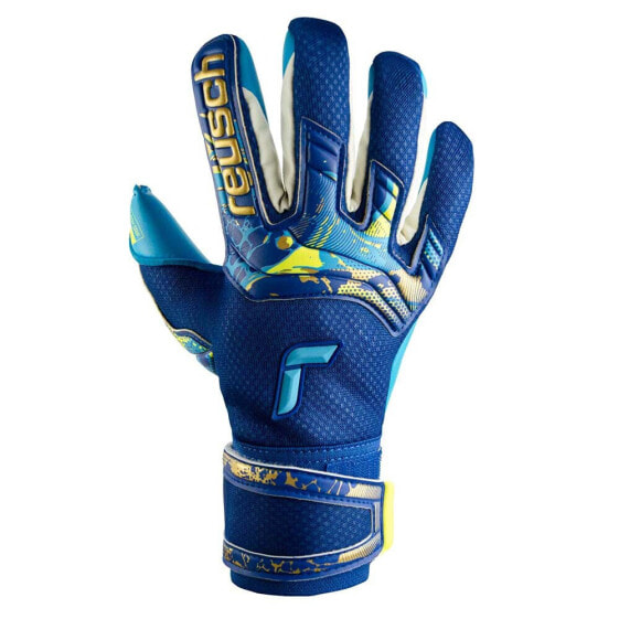 REUSCH Attrakt Aqua Goalkeeper Gloves
