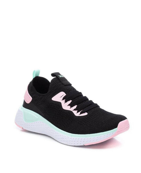 Women's Lace-Up Sneakers By XTI