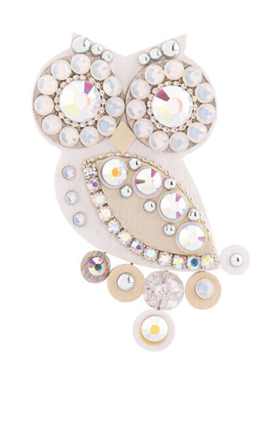 Charming little owl brooch white-beige