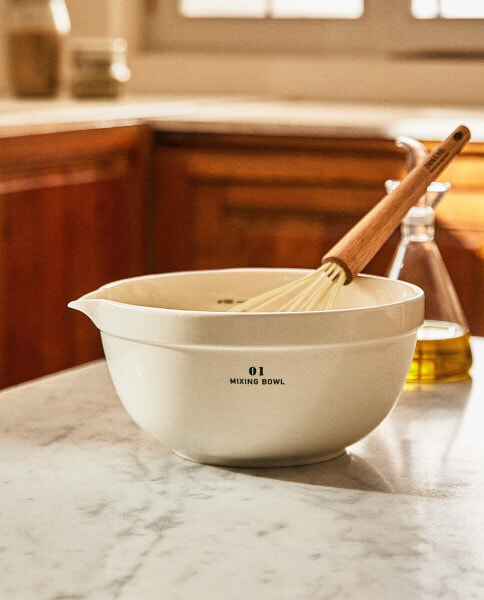 Stoneware mixing bowl