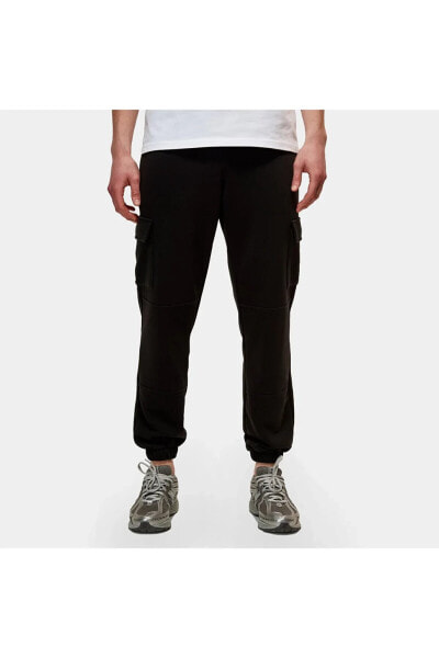 Спортивные брюки New Balance Mnp1437