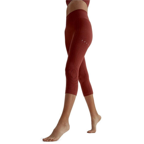 BORN LIVING YOGA Kilwa Seamless Capri Leggings