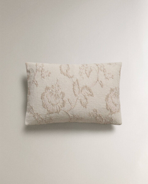 Jacquard cushion cover