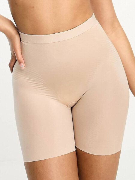 Spanx Thinstincts 2.0 contouring girl short in champagne beige