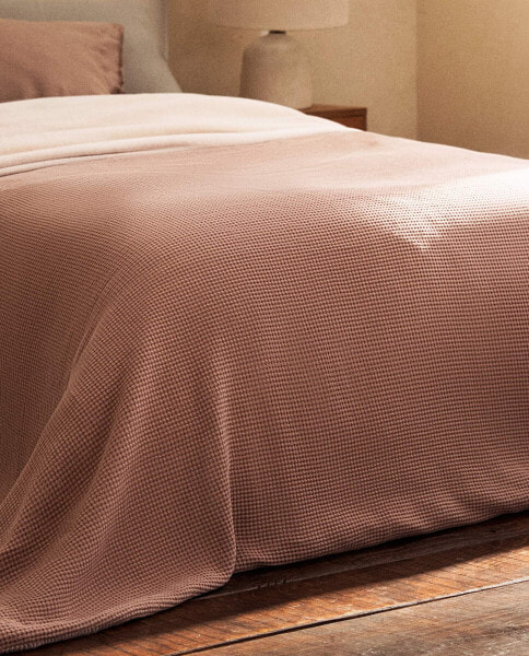 Textured waffle-knit bedspread