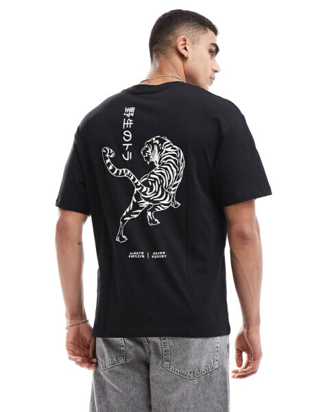 Jack & Jones oversized t-shirt with tiger backprint in black