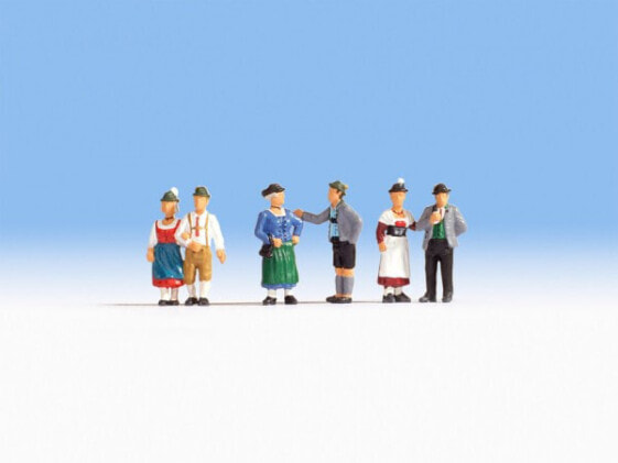 NOCH People in traditional costume - HO (1:87) - Multicolour