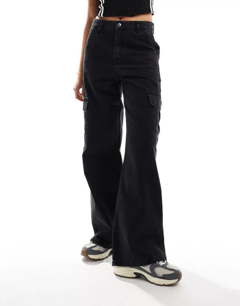 DTT Dom straight leg cargo jeans in washed black