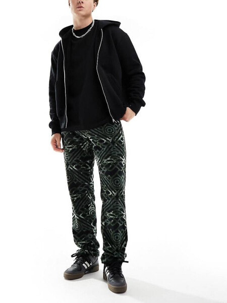 Kavu teannastay co-ord fleece joggers in green with all over geometric print