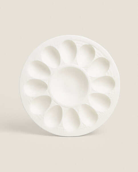 Ceramic egg serving dish