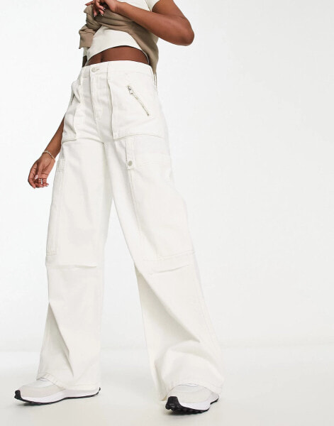 Pull&Bear wide leg denim cargo trouser in white