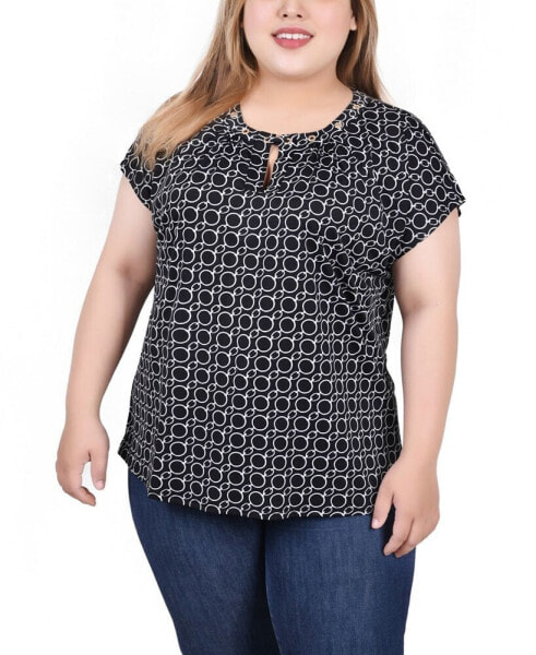 Plus Size Extended Sleeve Top with Grommets